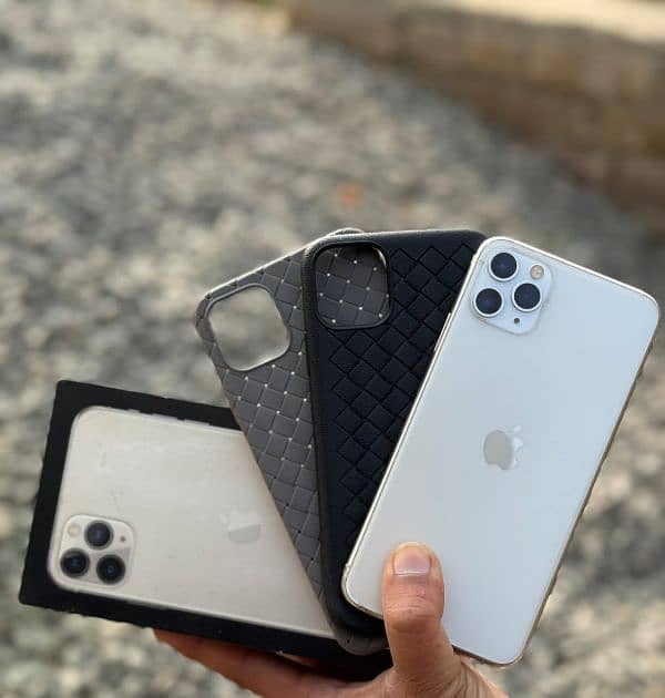 IPHONE 11 PRO MAX DUAL PTA 64GB 1