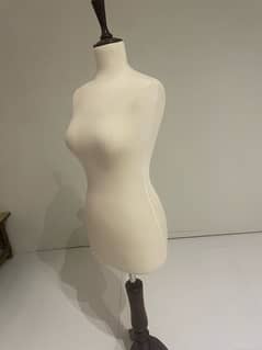 female mannequin for sale in reasonable price