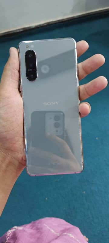 Sony Xperia 5 mark 2 condition 10by 10 1