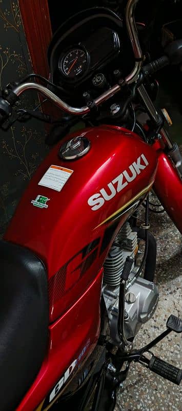 Suzuki 110. . . . . . . 03019122975 4