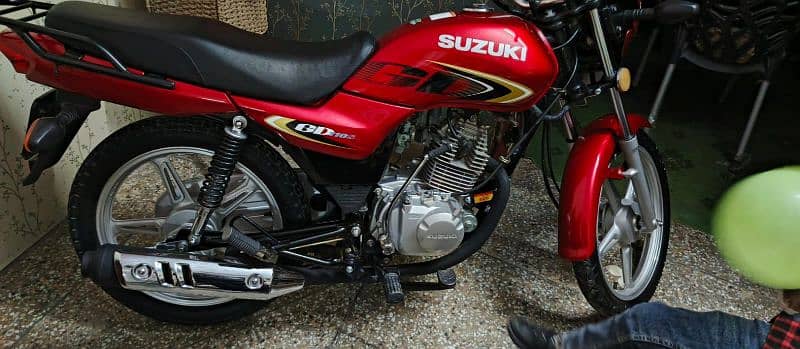 Suzuki 110. . . . . . . 03019122975 7