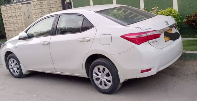 Toyota Corolla XLI 2018 automatic 3