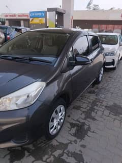 Toyota Vitz 2015