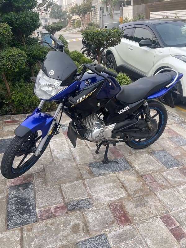 Yamaha 125 B(Blue) 3