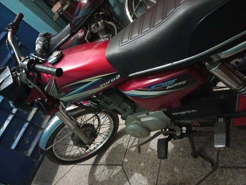 Honda CG125 for Sale - Excellent Condition, Well Maintained 5