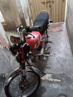 Honda bike Good condition and all parts are original.