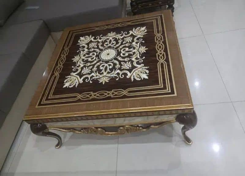 Center table unused 0