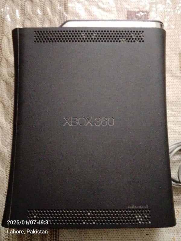 XBox 360 120 GB HD 2