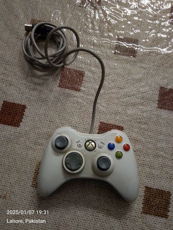 XBox 360 120 GB HD 3