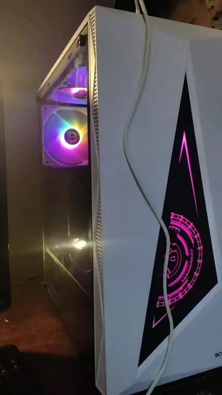 RGB Gaming BEAST In 7th Gen 0