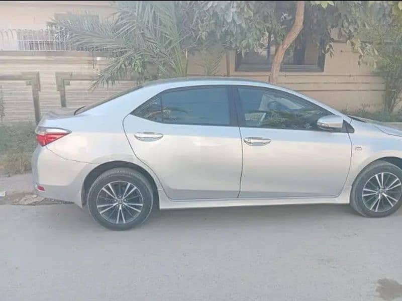 Toyota Corolla Altis 2019 1