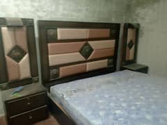 king size bed without matress