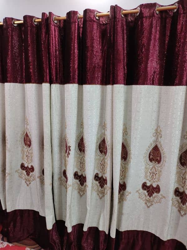 Curtains 0