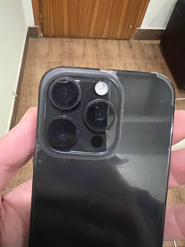 iphone 15 pro 2