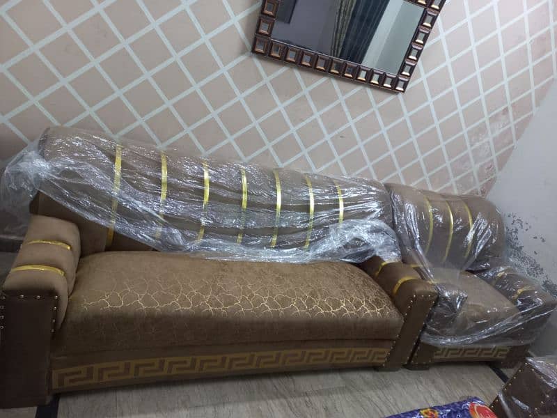 Brand new Poshish 6 seater sofa for Sale 3