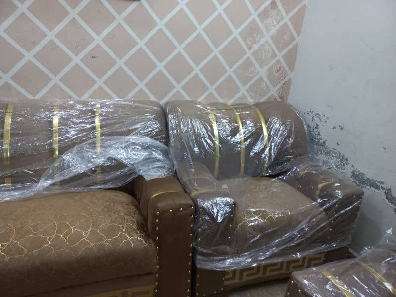 Brand new Poshish 6 seater sofa for Sale 4