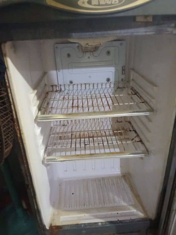 Refrigerator 1