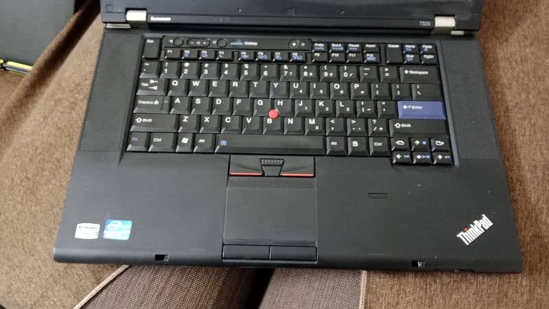 Lenovo Thinkpad T520 l core i5 2nd generation l 10/10 1