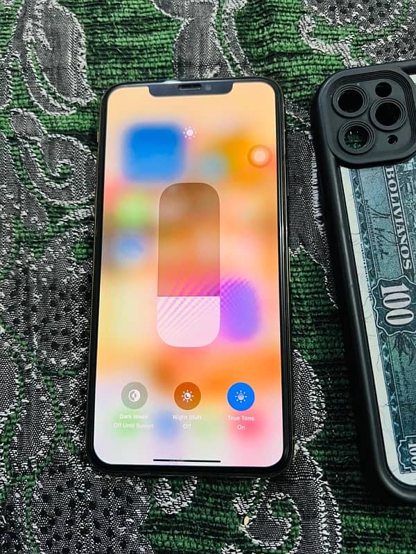 IPhone 11 Pro Max Non pta factory unlocked 2