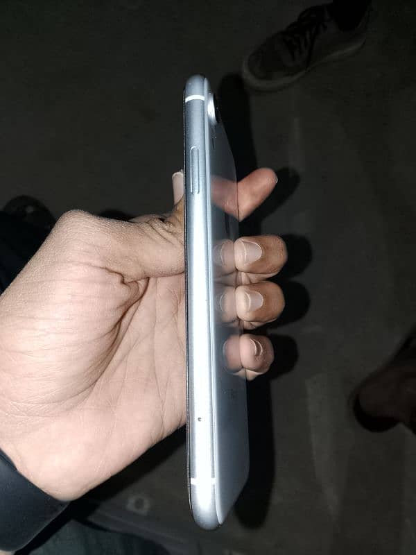 iphone XR non pta 64GB exchange posibal iPhone 11 pro 4