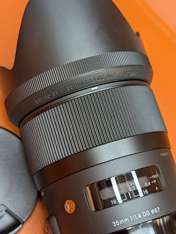 Sigma 35mm F1.4 DG for Canon, Mint Condition, Complete box 4