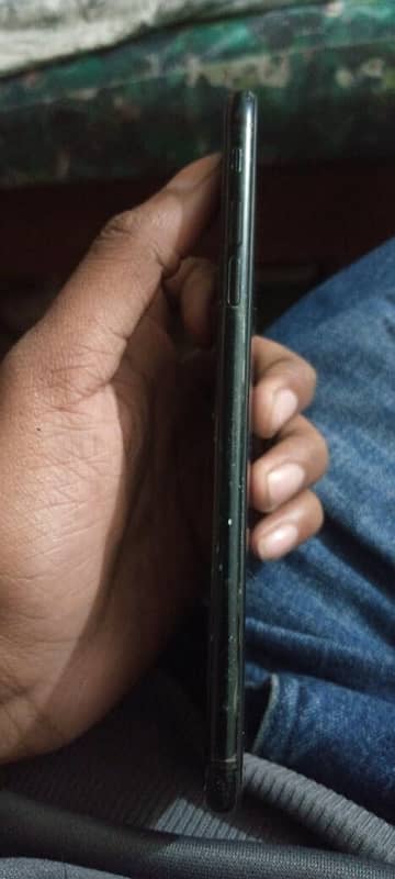 Exchange possible iphone 7 plus 256gb non pta 3