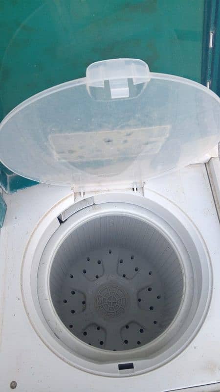 Washing machine with dryer 1