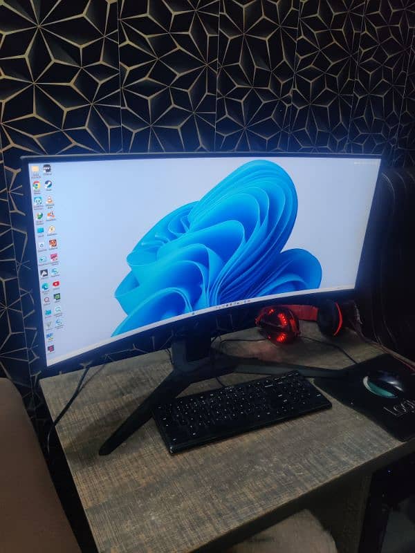 ViewSonic vx3418-2k Gaming Monitor 1