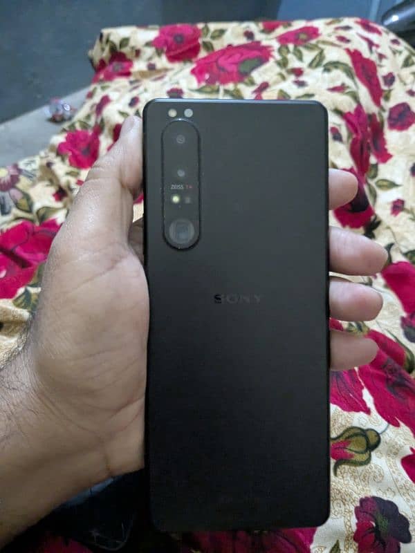 xperia 1 mark 3 used non pta 1