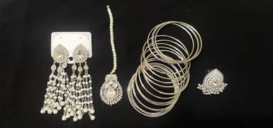 Silver Jewelry Set - Bengals, ring, ear rings, bindiya