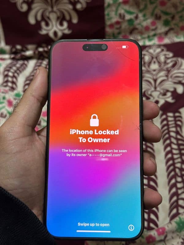 Iphone 15 pro Max blocked 5