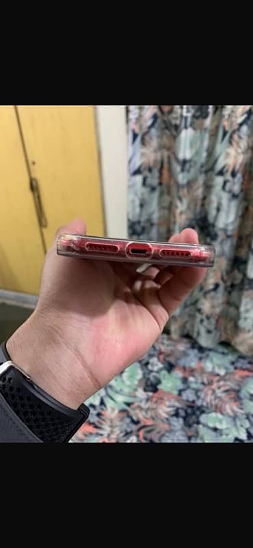 iPhone 11 (O33-55-7-30-30-8) 2