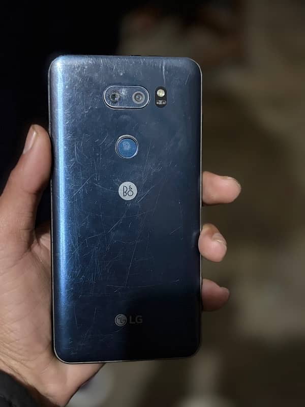 Lg v30 2