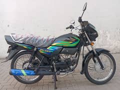 Honda 100 23/24 model 10/10 brand new condition . 70