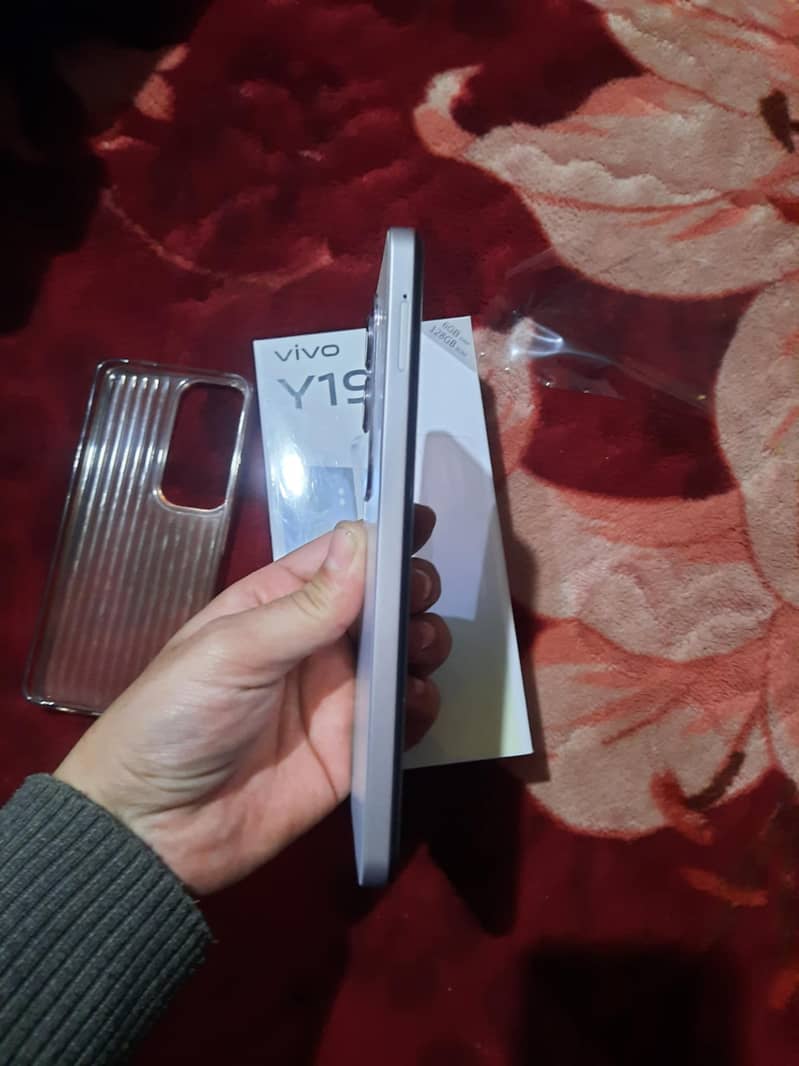 vivo 19s 6/128 full paking 15 days use 5