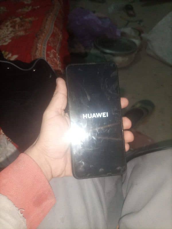 huwaei Y9 2019 ha condition ok 3