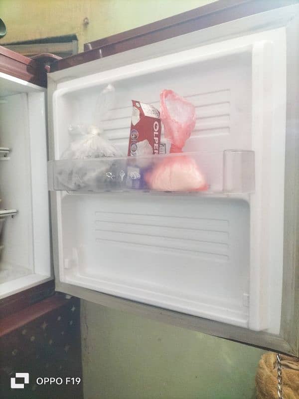 Refrigerator 4