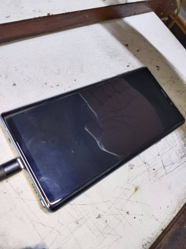 Samsung note 9 , Ram ka issue ha Lahore se thek ho skta ha 0