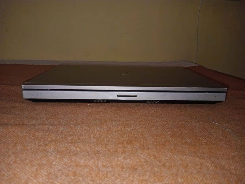 HP elitebook 8460p 11