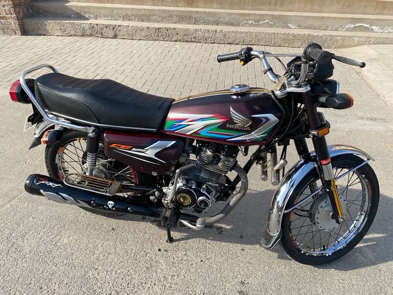 Honda 125 model 2023 ( regesterd in all punjab) 2