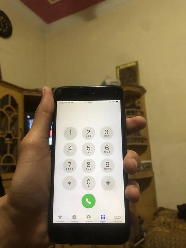 iPhone 7plus 32gb pta 1