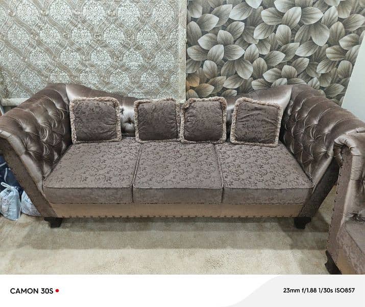 Drawing room sofa 0