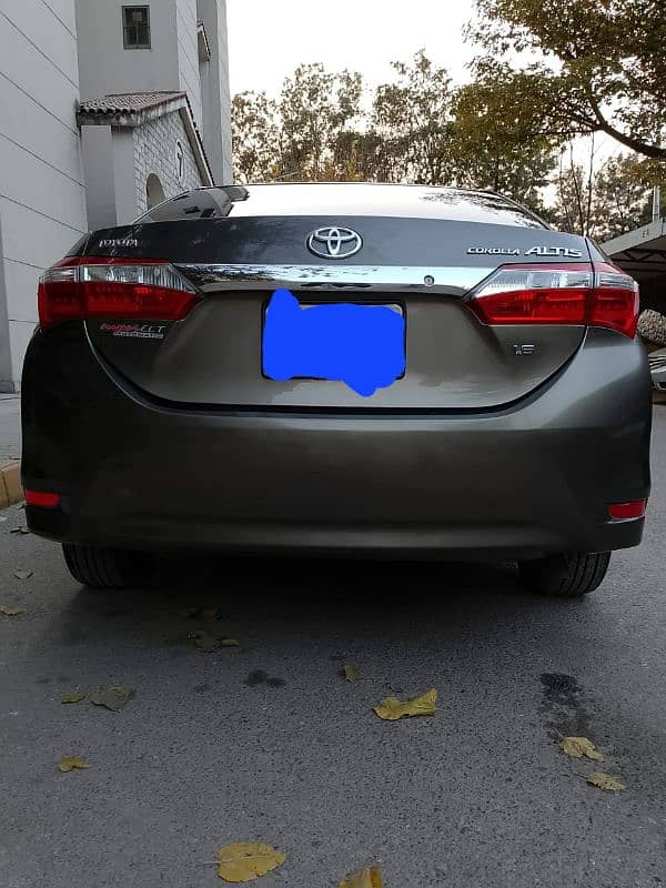 Toyota Corolla Altis 2015 9