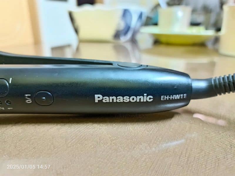 Panasonic Hair Straightner EH-HW11 1