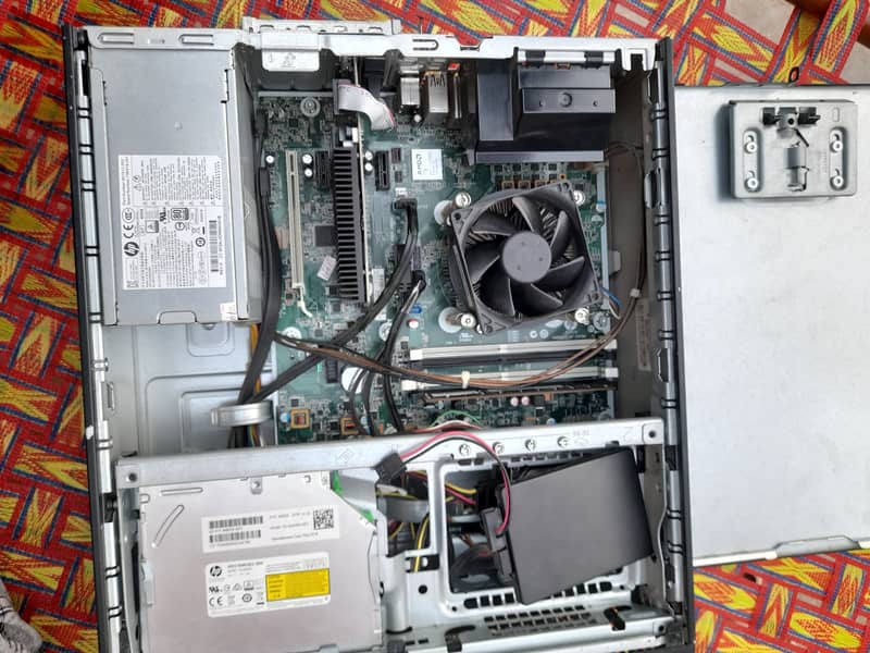 HP desktop elite AMD PRO gen10 5