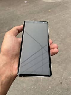 Sony Xperia xz3 4/64 storage