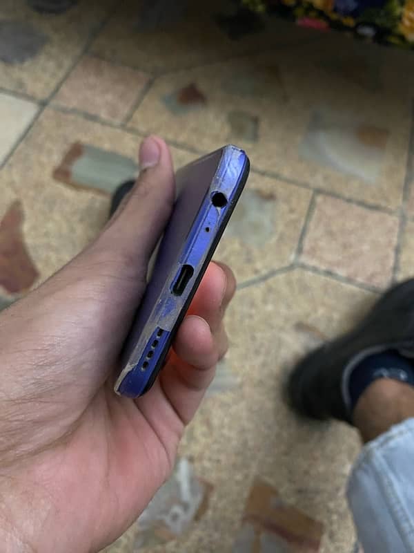 vivo y21 blue color 4gb/64gb  03096360972 2