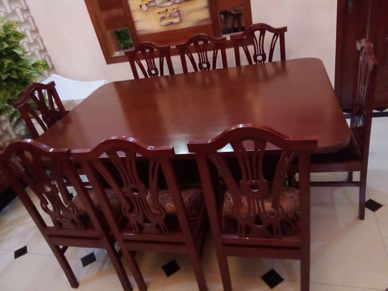 Dining Table | 8 Seater | Urgent Sale 0