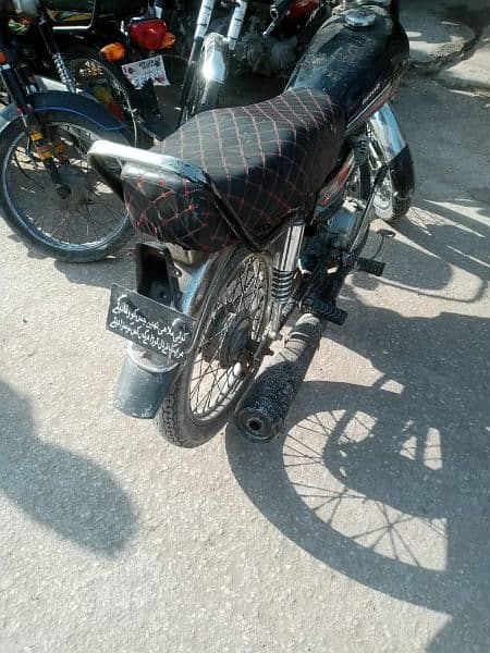 BLACK UNITED 125cc BIKE KARACHI NO 2