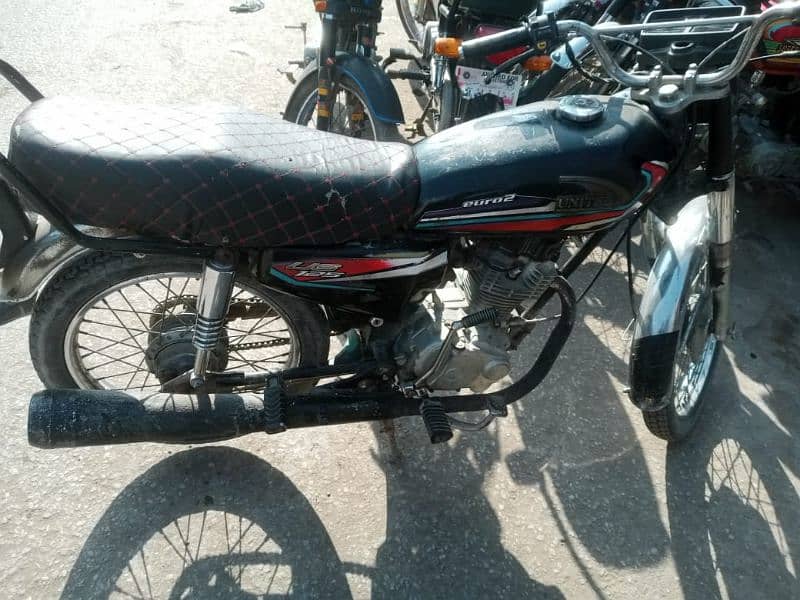 BLACK UNITED 125cc BIKE KARACHI NO 3